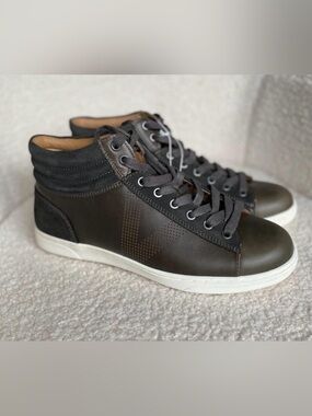 Vionic Men's Dark Brown High-Top Sneakers with White Sole